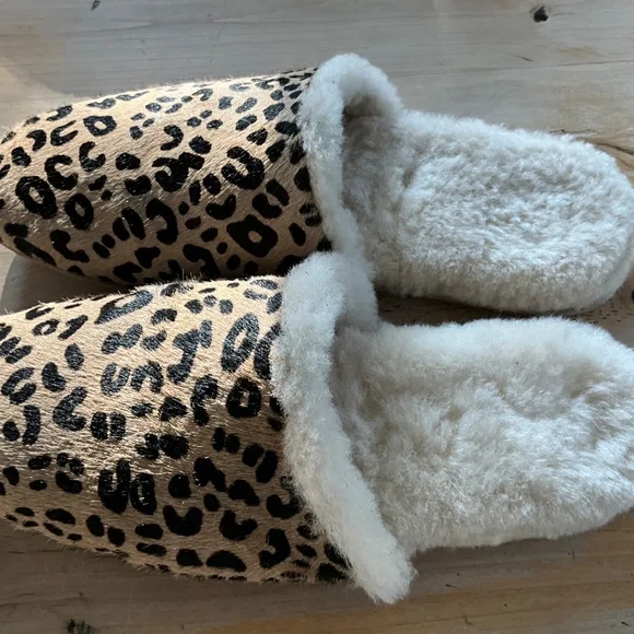 FREDA  SALVADOR CALF HAIR  HOUSE SHOES/SLIPPERS - Picture 2 of 6